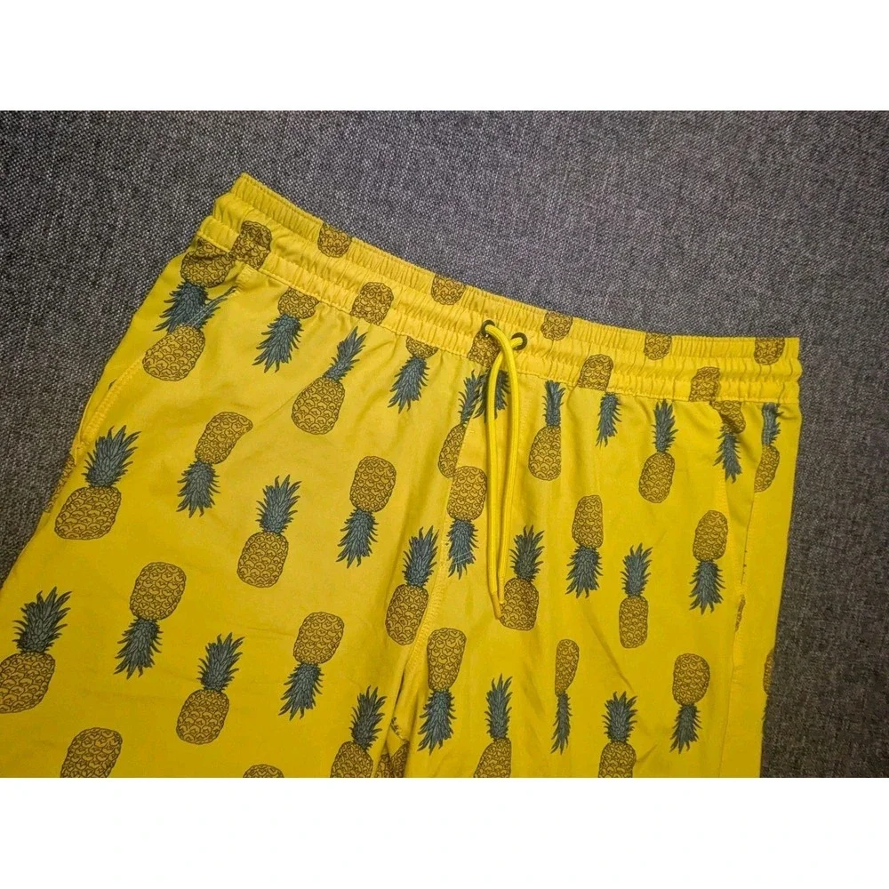 Hurley Men's Swim Board Shorts Size XL Trunks Yellow Pineapple Logo Pattern